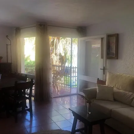 Апартаменты 3 Bedroom Фуэнхирола